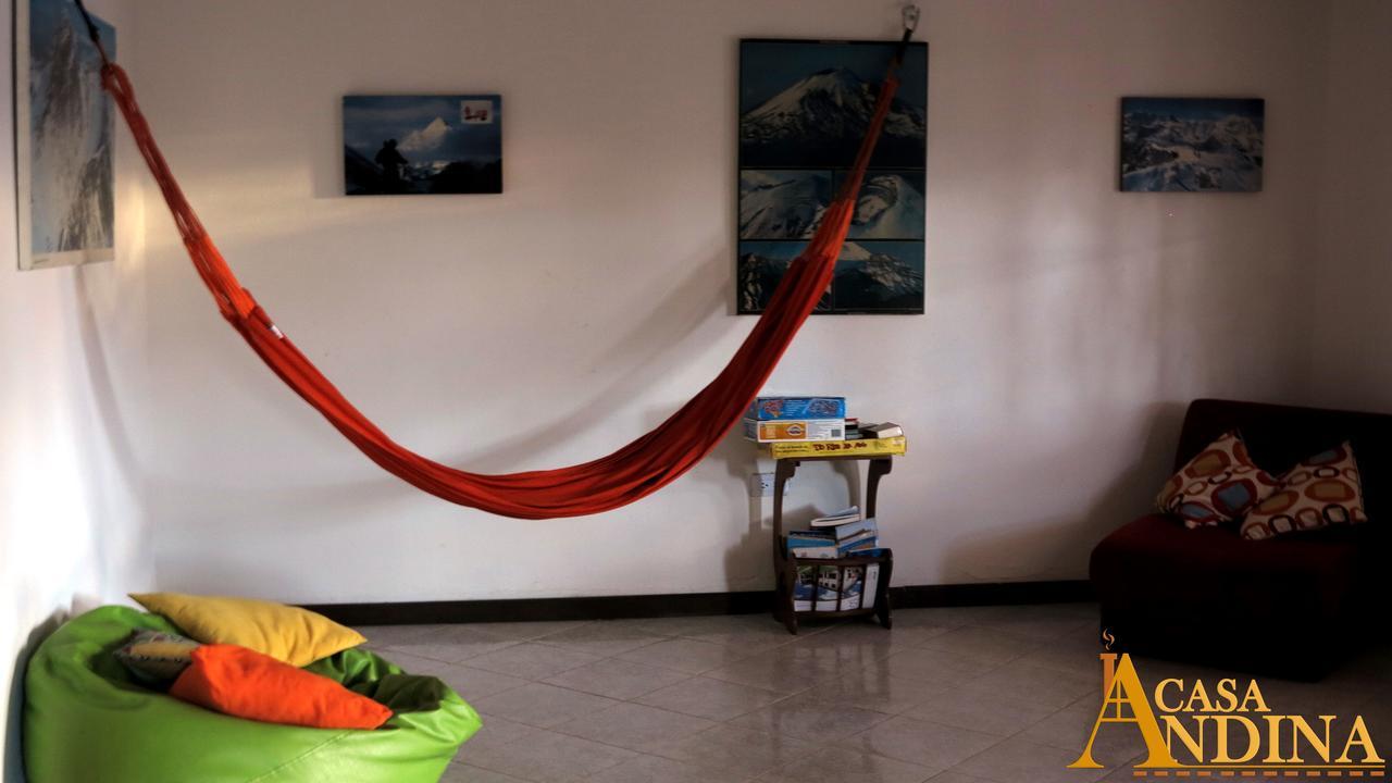 Hostal Casa Lantana 수에스카 외부 사진