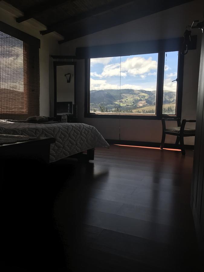 Hostal Casa Lantana 수에스카 외부 사진
