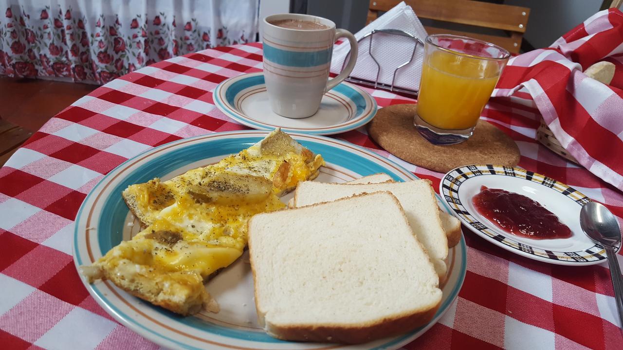 Hostal Casa Lantana 수에스카 외부 사진