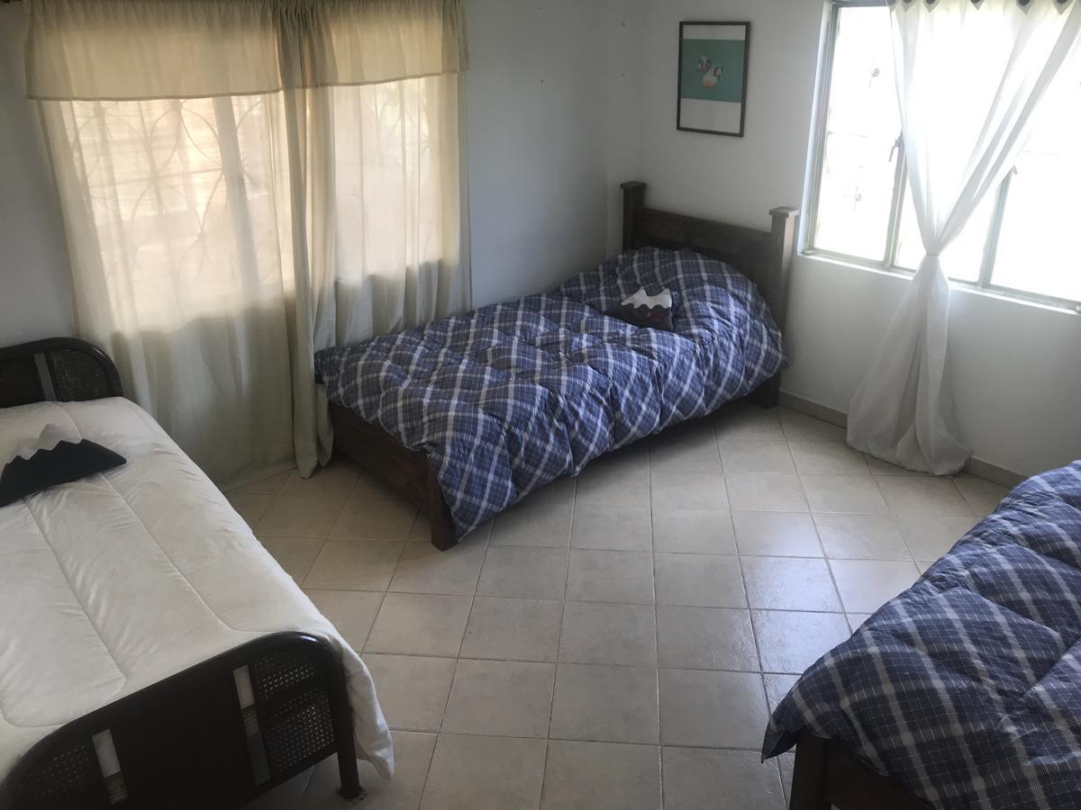 Hostal Casa Lantana 수에스카 외부 사진