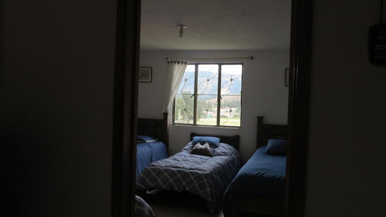 Hostal Casa Lantana 수에스카 외부 사진