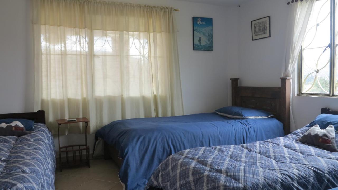 Hostal Casa Lantana 수에스카 외부 사진